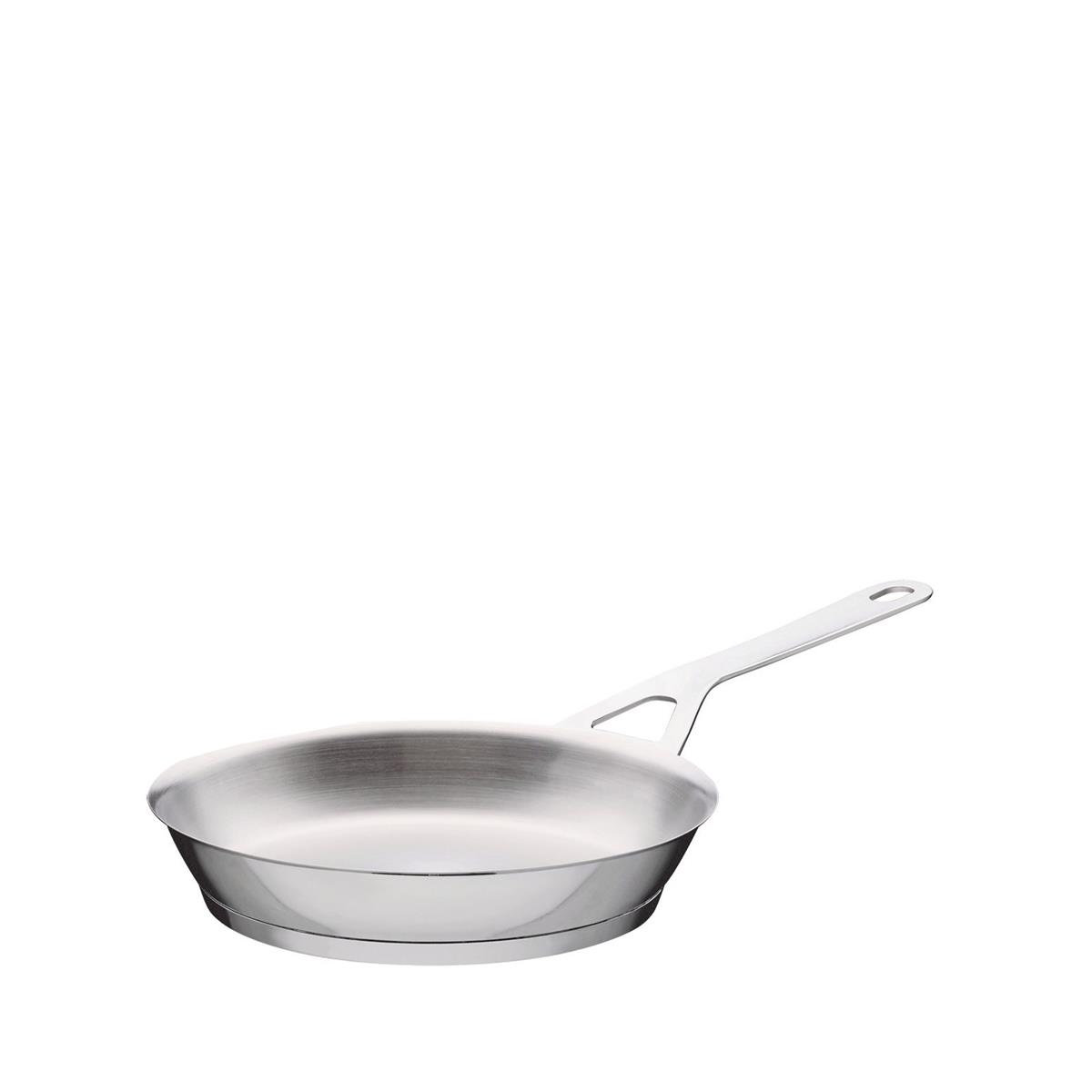 photo pots&pans frying pan in polished 18/10 stainless steel suitable for induction