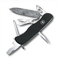 photo Outrider Damascato LTD 2017 with ergonomic 111 mm scales 1