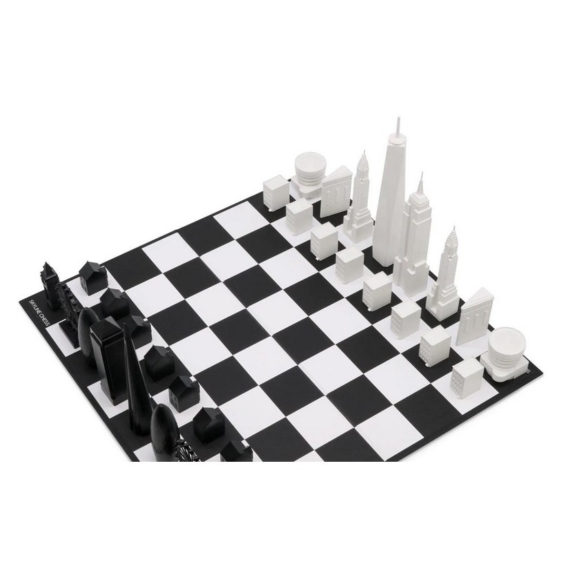 O skyline de Londres transformado em jogo de xadrez